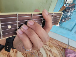 chord B gantung
